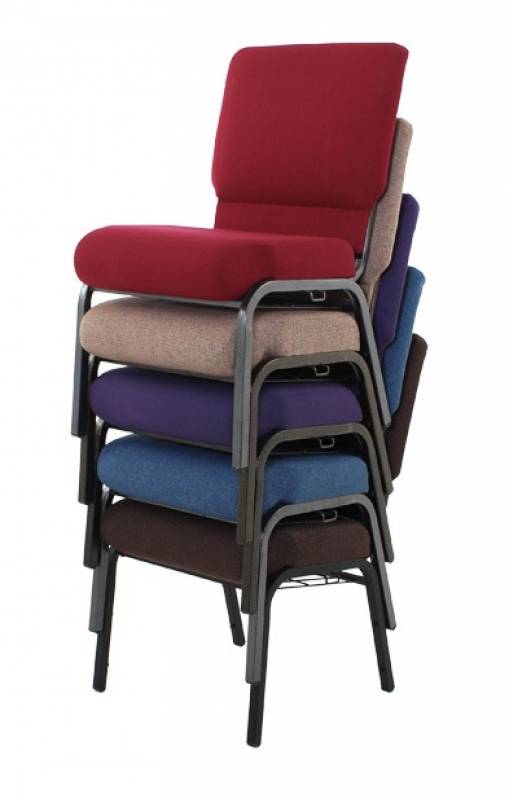 Cadeira Estofada Empilhável para Igreja Calor Perdizes - Cadeiras para Auditórios Igrejas